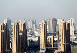 專家 房地產(chǎn)開發(fā)綜合費用1㎡不超過2千元,但開發(fā)商賣出去要2萬